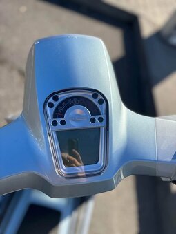 Skútr Lambretta V200 Special - 4