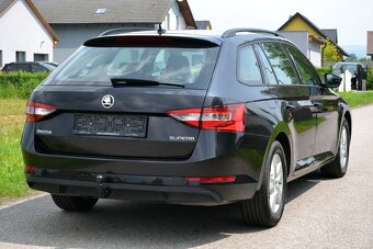 Škoda Superb 1.4 TSI Active kombi 25 000 km - 4