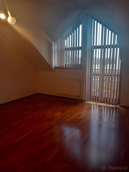 ČB: Pronájem mezonetového bytu 2+1, 87,8 m² - 4