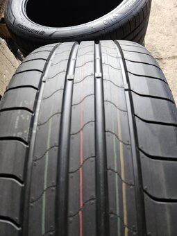 nové 225/40R19 (93Y) Bridgestone Turanza 6 Enliten 4ks - 4