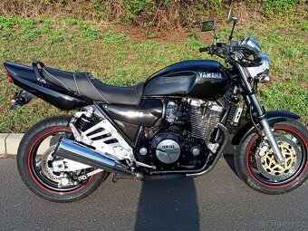 Hezká klasická Yamaha XJR 1200 v originálním stavu. - 4