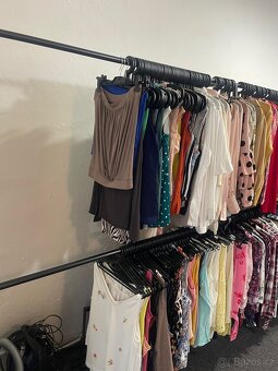 Prodej vybavení obchodu second hand - 4