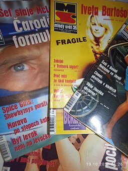 Mladý Svět ročník XXXIX,, XXXVI, LX - 4