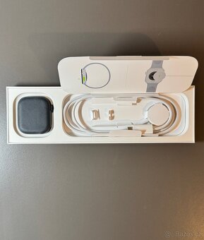 Apple watch series 10 - 4