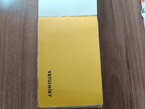 knížka o letadlech - rarita - 12 x 8 cm - 4