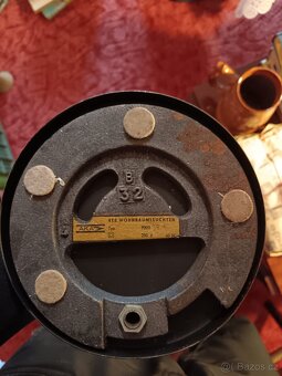 Ikonická retro stolní lampa – VEB Berlín - 4