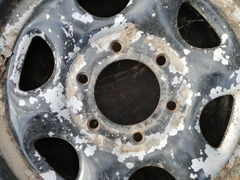 Kolo 235/70 R16 6x139,7 - 4