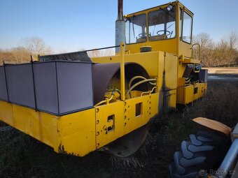 Válec STAVOSTROJ VSH 150 - 4