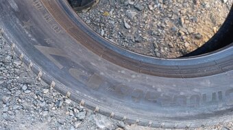 225/55/17 97w Pirelli - letní pneu 2ks - 4