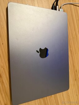 MacBook Air 13 M2 - 4