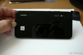 Huawei P20 lite -jak nový - 4