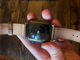 Apple Watch SE 44mm - 4
