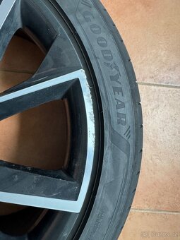 5x112 R19 Vega včetně pneu - 4