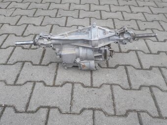 PŘEVODOVKA DO ZAHRADNIHO TRAKTORU - 4