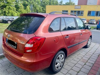 Škoda Fabia 2 kombi 1.4 rezervace do patku - 4