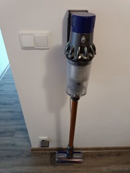 Dyson V10 Absolutně 2022 - 4