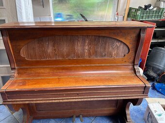 Starý pianino - 4