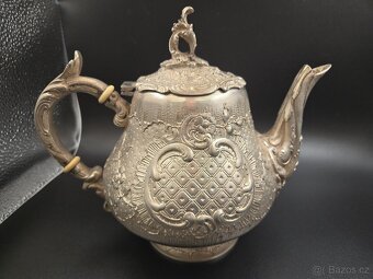 Starožitná konvice ze stříbra - 4
