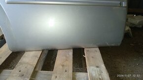 Pravé zadní dveře Mondeo mk3 - 4