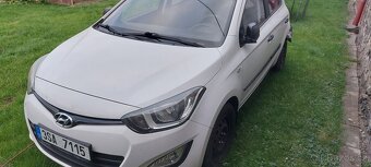 Hyundai i20 2013 facelift - 4