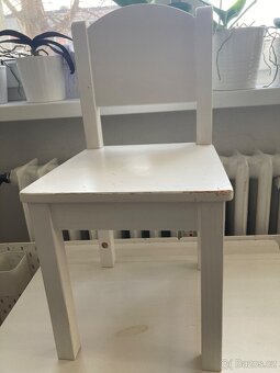 Dětský stůl a 2 židle - 4