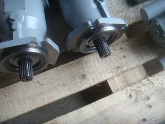 Hydrogeneratory,hydromotory UNC 060,061,750,locust. - 4