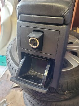 Loketní opěrka Passat B5.5 kožená - 4