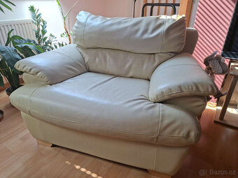 Sedací souprava a stůl - 4