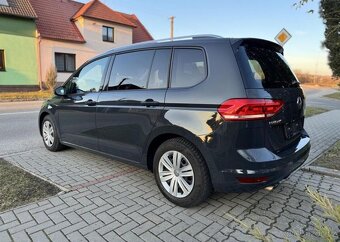 Volkswagen Touran 1,4 TSI SOUND TAŽNÉ PANORAMA benzín - 4