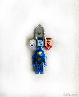 Úžasný LEGO Nexo Knights 70330 set- Úžasný Stav - 4