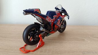 Brad Binder KTM 1:12 NewRay MotoGP - 4