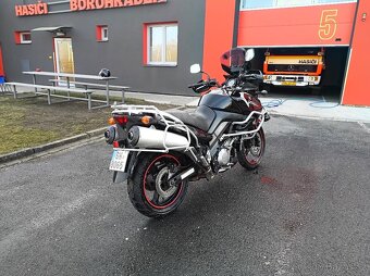 Suzuki V strom dl 1000 - 4