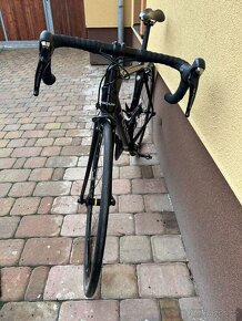 Focus Izalco Race Ultegra - 4
