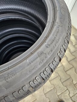 Zimní Pirelli 215/45/18 - 4