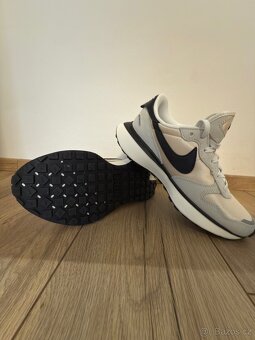 Prodám nově dámské boty Nike Phoenix Waffle - 4