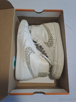 NIKE Blazer Mid '77 Lemon Leopard - 4