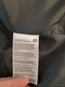 Chlapecká zimní teplá prošívaná bunda s kapucí C&A vel. 158 - 4