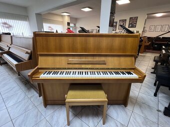 Petrof opera 125 v záruce, první servis. PRODÁNO - 4