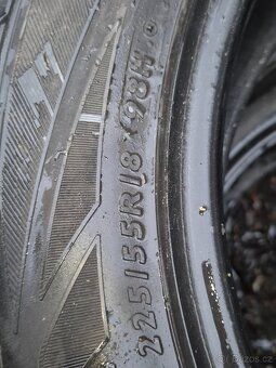 225/55 18R Celá sada celoroční - 4
