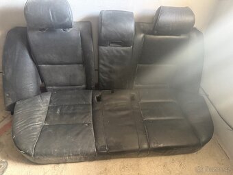 BMW e60 e61 interiér sedačky - - 4