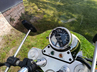 Suzuki VZ 800 Marauder - 4