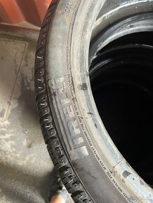 Zimni pneu 225/40R18 runflat - 4