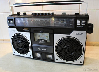 SANYO M4100 - 4