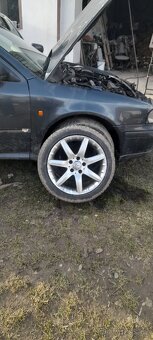 Kola mercedes R17 - 4