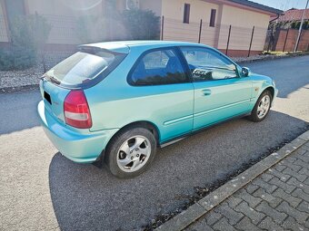 Honda Civic 1.6 Vti - 4