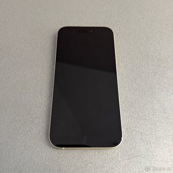 Žlutý iPhone 15 128GB, jako nový, záruka - 4