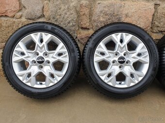 Kia Ceed 5x114,3 205/55/16 zimní - 4