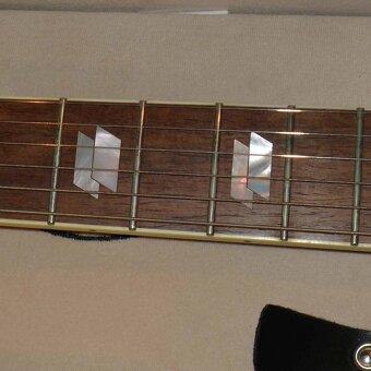 Collings SoCo Deluxe w Dark Cherry Sunburst Quilted Maple To - 4