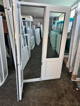 TERASOVÉ PLASTOVÉ DVOUKŘÍDLÉ DVEŘE OTV VEN 128x209-257 - 4
