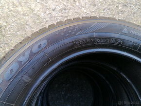 Zimní pneu = 195/60 R16 = TOYO - 4